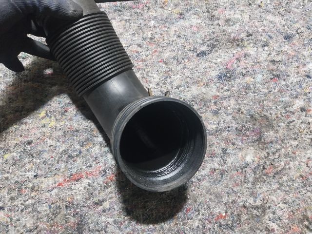 bontott VW GOLF V Turbócső