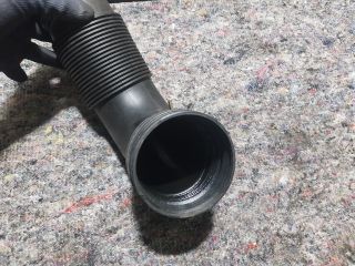 bontott VW GOLF V Turbócső