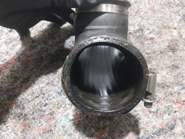 bontott VW GOLF V Turbócső