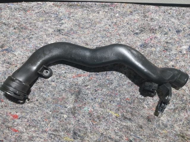 bontott VW GOLF V Turbócső