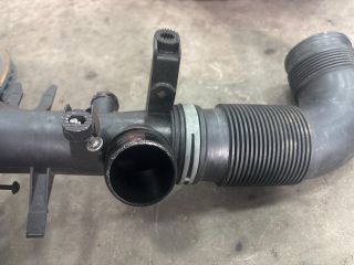 bontott VW GOLF V Turbócső