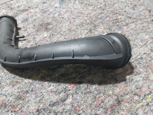 bontott VW GOLF V Turbócső