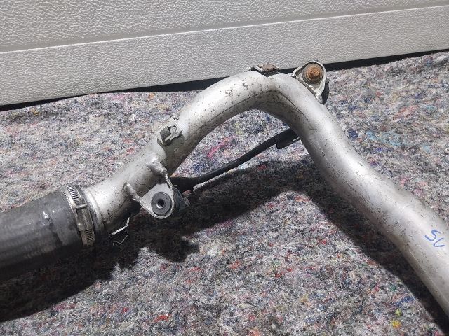 bontott VW GOLF V Turbócső