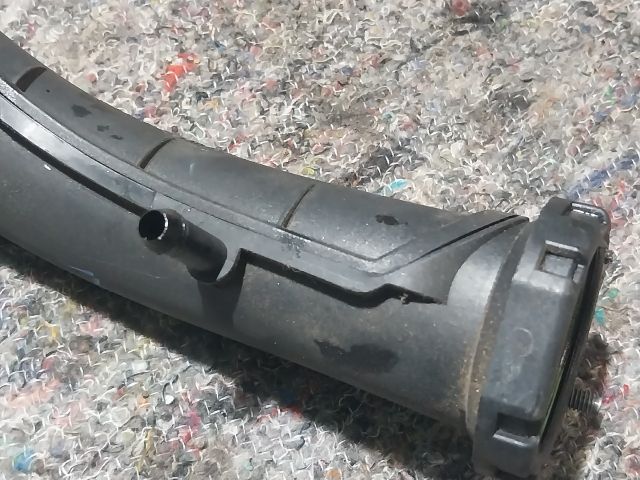 bontott VW GOLF V Turbócső