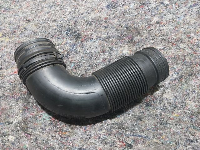 bontott VW GOLF V Turbócső