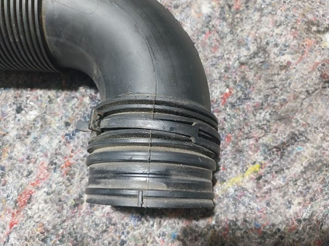 bontott VW GOLF V Turbócső