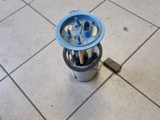 bontott VW GOLF V Üzemanyag Szivattyú