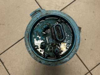 bontott VW GOLF V Üzemanyag Szivattyú