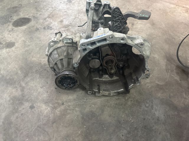 bontott VW GOLF V Váltó (Mechanikus)