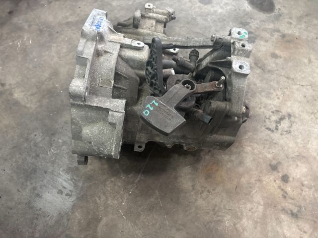 bontott VW GOLF V Váltó (Mechanikus)