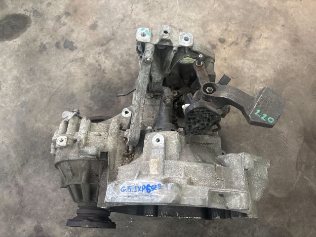 bontott VW GOLF V Váltó (Mechanikus)