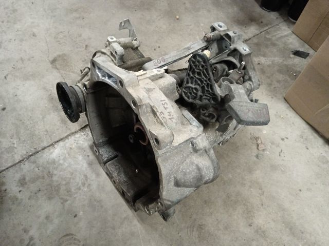 bontott VW GOLF V Váltó (Mechanikus)