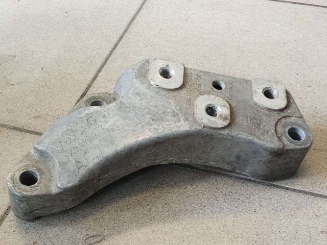 bontott VW GOLF V Váltó Tartó Bak (Pozíciófüggetlen)