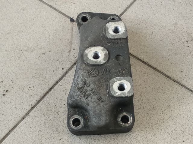 bontott VW GOLF V Váltó Tartó Bak (Pozíciófüggetlen)