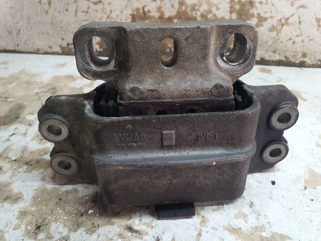 bontott VW GOLF V Váltó Tartó Bak (Pozíciófüggetlen)