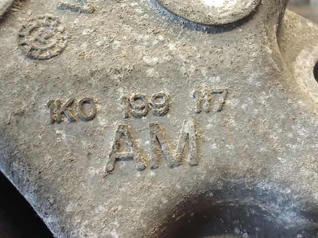 bontott VW GOLF V Váltó Tartó Bak (Pozíciófüggetlen)