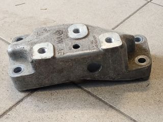 bontott VW GOLF V Váltó Tartó Bak (Pozíciófüggetlen)