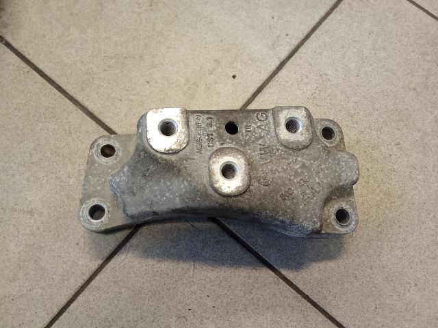 bontott VW GOLF V Váltó Tartó Bak (Pozíciófüggetlen)