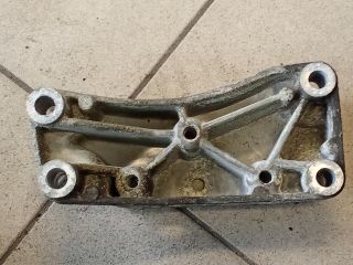 bontott VW GOLF V Váltó Tartó Bak (Pozíciófüggetlen)