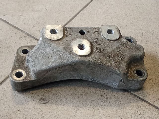 bontott VW GOLF V Váltó Tartó Bak (Pozíciófüggetlen)