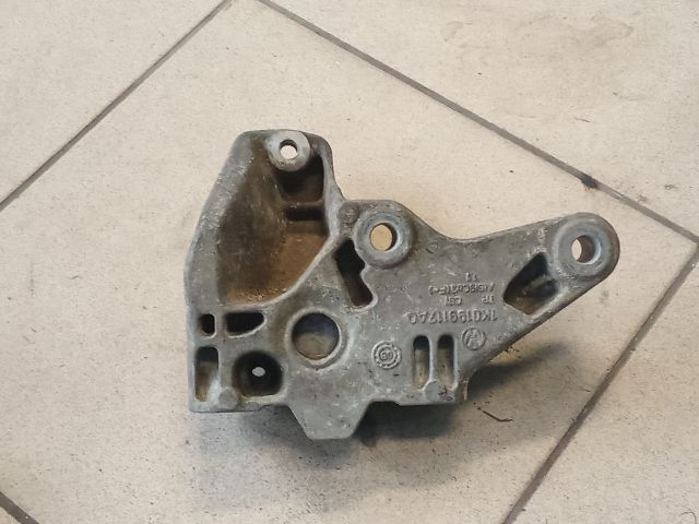 bontott VW GOLF V Váltó Tartó Bak (Pozíciófüggetlen)