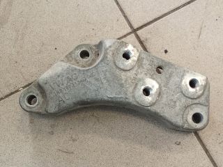 bontott VW GOLF V Váltó Tartó Bak (Pozíciófüggetlen)