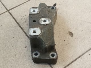 bontott VW GOLF V Váltó Tartó Bak (Pozíciófüggetlen)