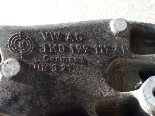 bontott VW GOLF V Váltó Tartó Bak (Pozíciófüggetlen)