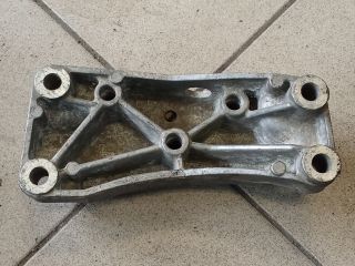 bontott VW GOLF V Váltó Tartó Bak (Pozíciófüggetlen)