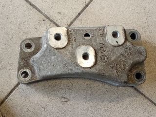 bontott VW GOLF V Váltó Tartó Bak (Pozíciófüggetlen)