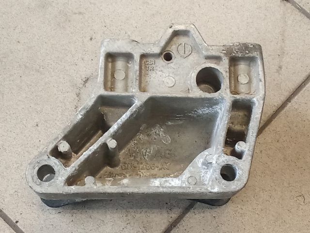 bontott VW GOLF V Váltó Tartó Bak (Pozíciófüggetlen)