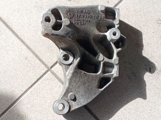 bontott VW GOLF V Váltó Tartó Bak (Pozíciófüggetlen)