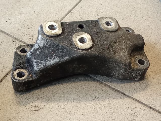 bontott VW GOLF V Váltó Tartó Bak (Pozíciófüggetlen)