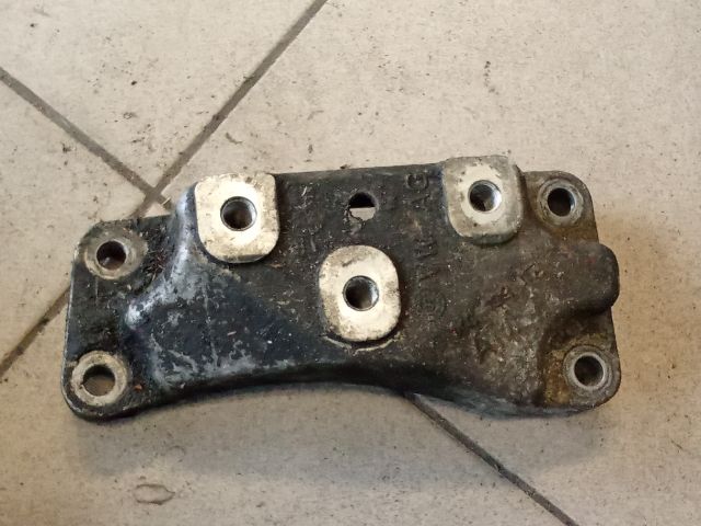 bontott VW GOLF V Váltó Tartó Bak (Pozíciófüggetlen)