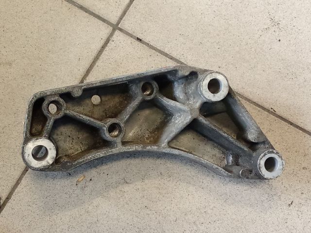 bontott VW GOLF V Váltó Tartó Bak (Pozíciófüggetlen)