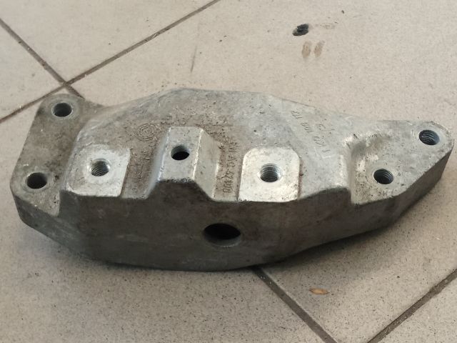 bontott VW GOLF V Váltó Tartó Bak (Pozíciófüggetlen)