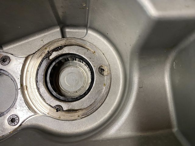 bontott VW GOLF V Váltóház Fedél