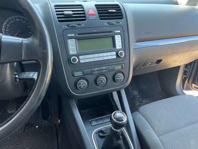 bontott VW GOLF V Vízhűtő Radiátor (Klímás)