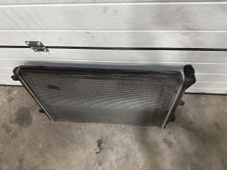 bontott VW GOLF V Vízhűtő Radiátor (Klímás)