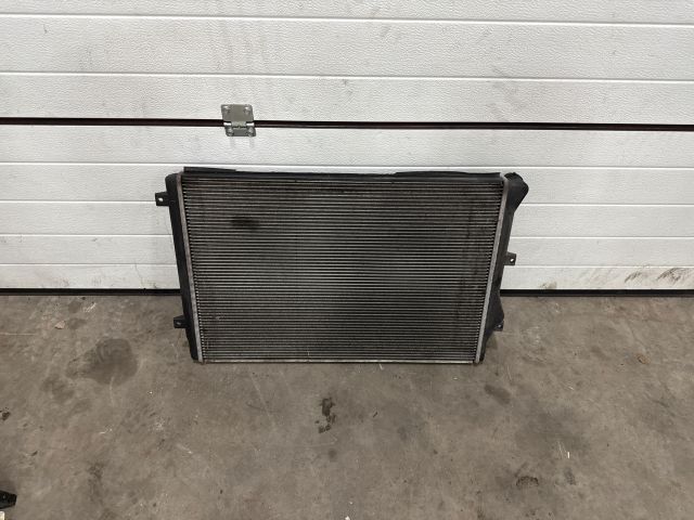 bontott VW GOLF V Vízhűtő Radiátor (Klímás)