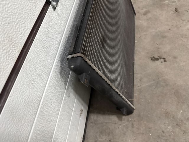 bontott VW GOLF V Vízhűtő Radiátor (Klímás)