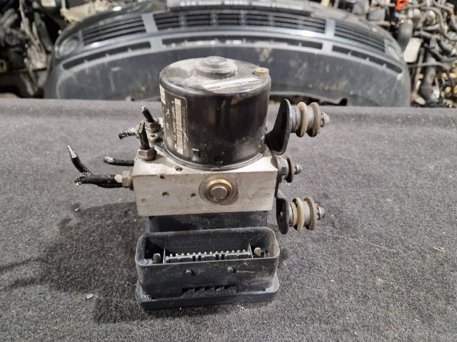 bontott VW GOLF V ABS Kocka