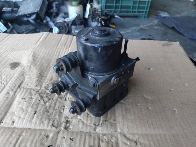 bontott VW GOLF V ABS Kocka