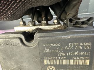 bontott VW GOLF V ABS Kocka