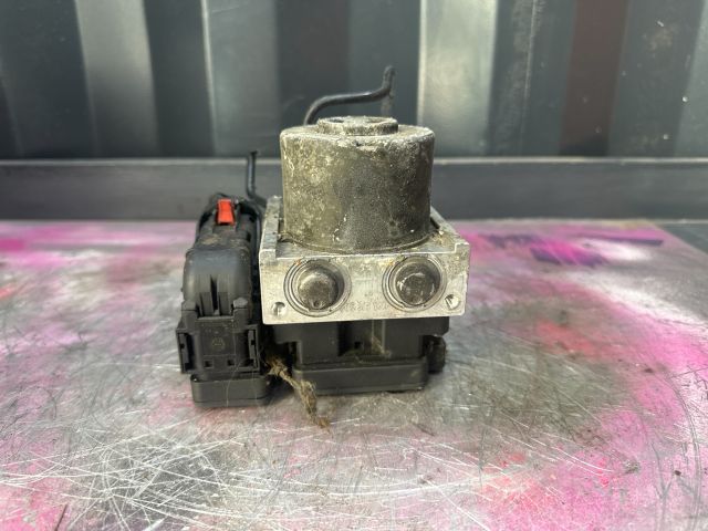 bontott VW GOLF V ABS Kocka