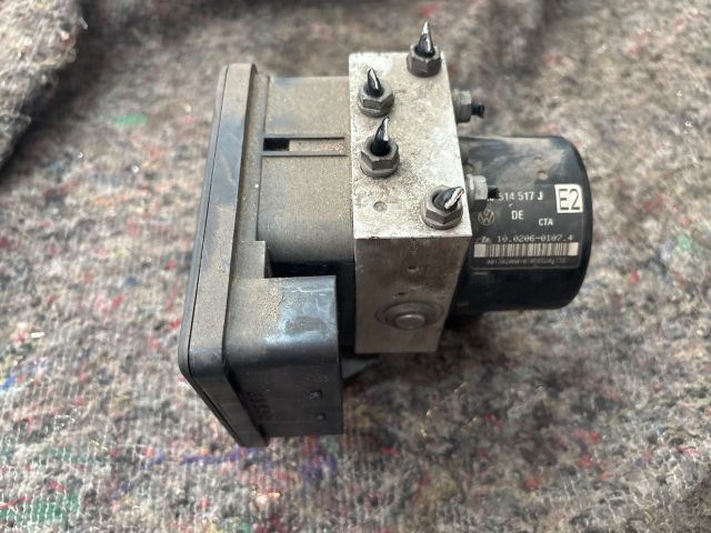 bontott VW GOLF V ABS Kocka