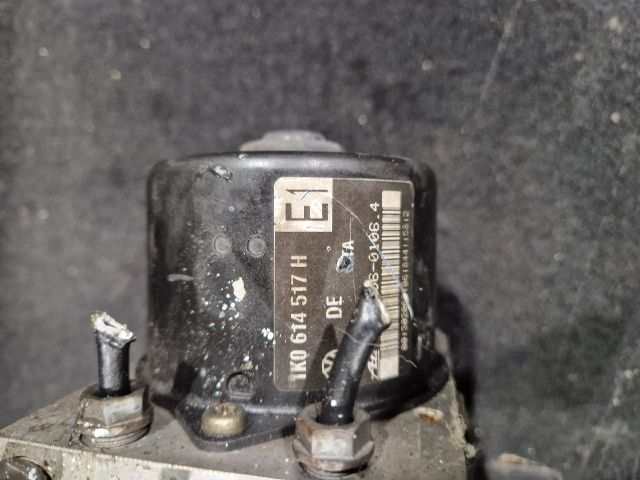 bontott VW GOLF V ABS Kocka