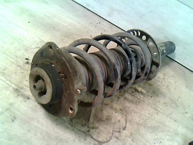 bontott VW GOLF V Bal első Gólyaláb (Lengécsillapító, Rugó)