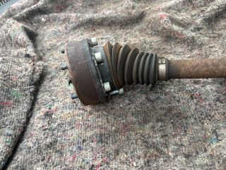 bontott VW GOLF V Bal Féltengely