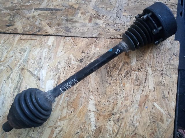 bontott VW GOLF V Bal Féltengely